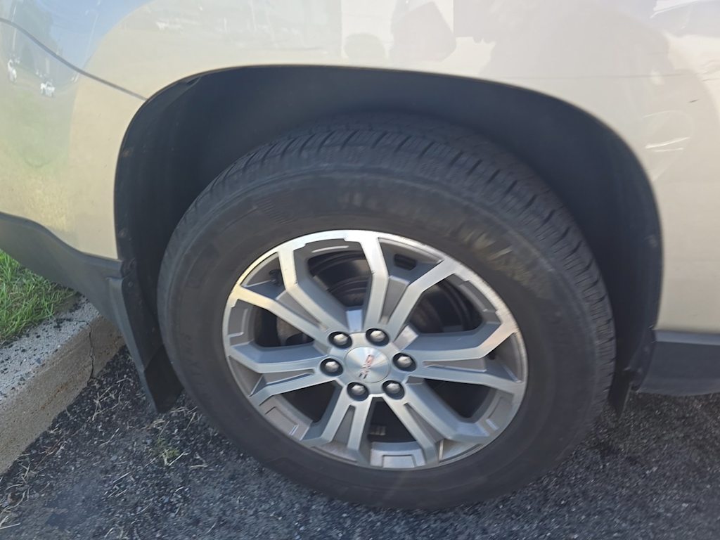 Thumbnail: 2015 GMC Acadia - 13