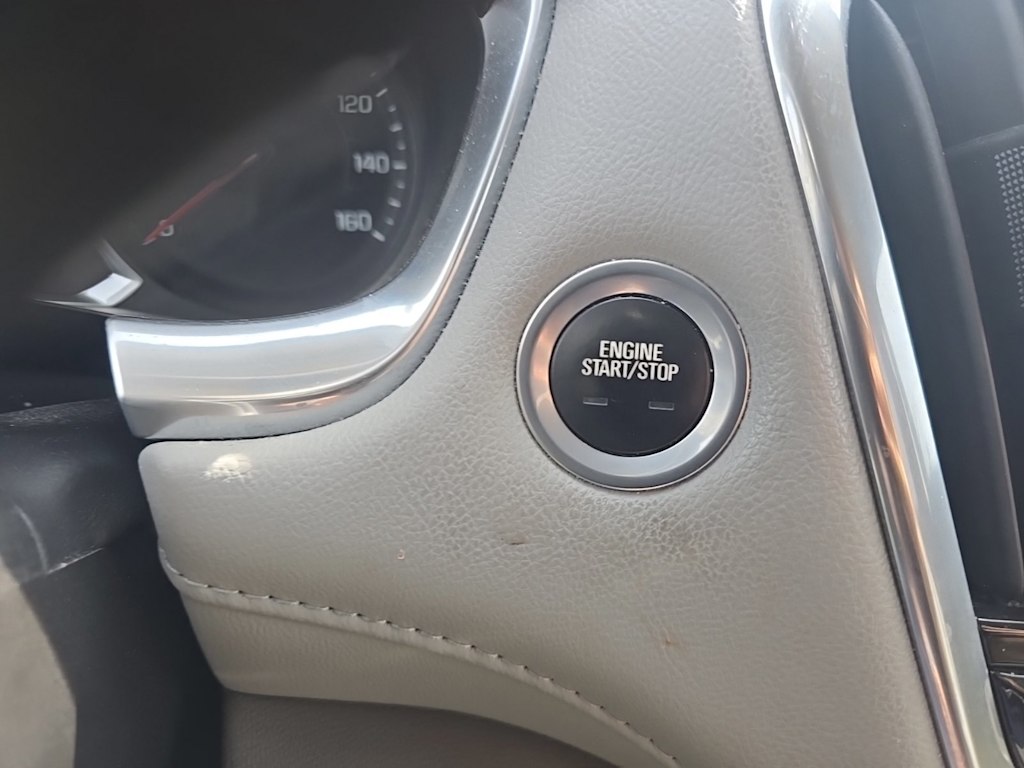 Thumbnail: 2019 Chevrolet Traverse - 26