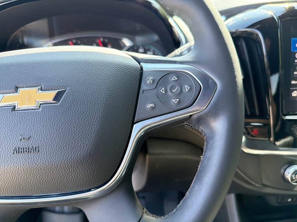 Thumbnail: 2023 Chevrolet Traverse - 31