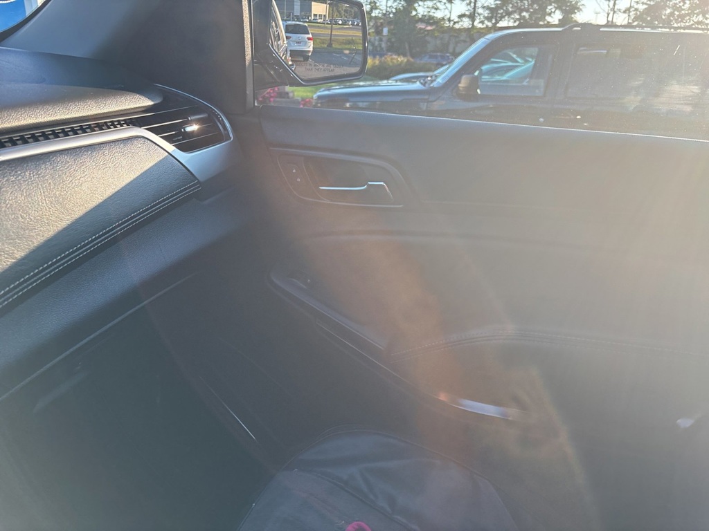 Thumbnail: 2015 Chevrolet Tahoe - 16