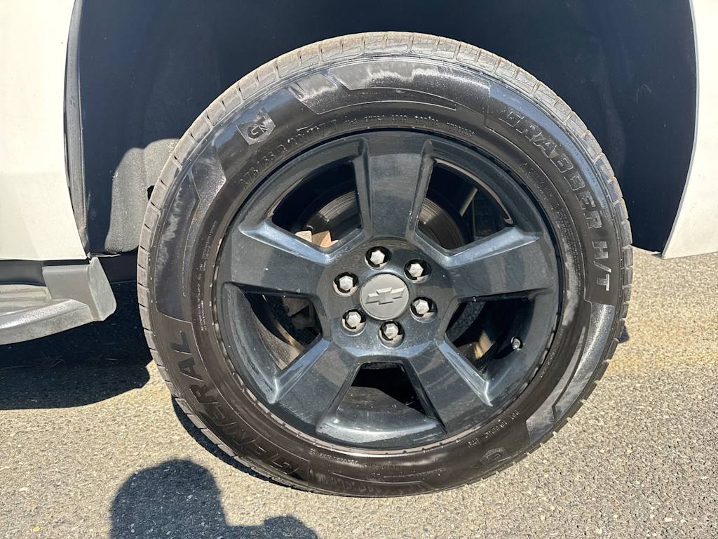 Thumbnail: 2018 Chevrolet Tahoe - 8