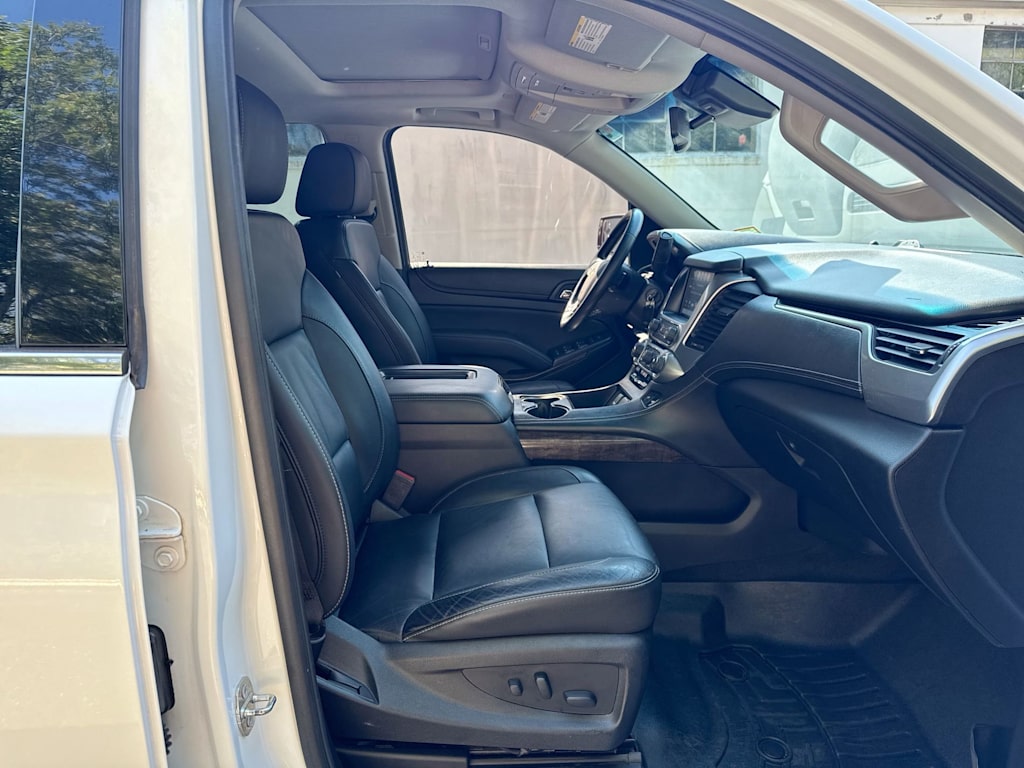 Thumbnail: 2018 Chevrolet Tahoe - 11