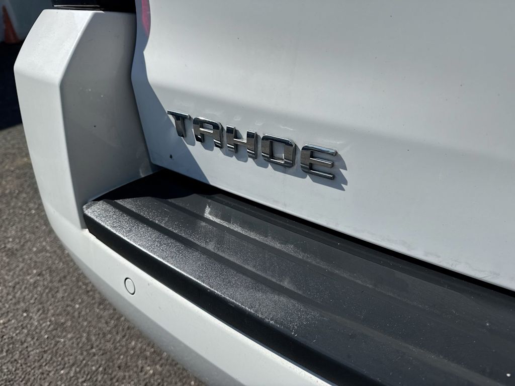 Thumbnail: 2018 Chevrolet Tahoe - 7