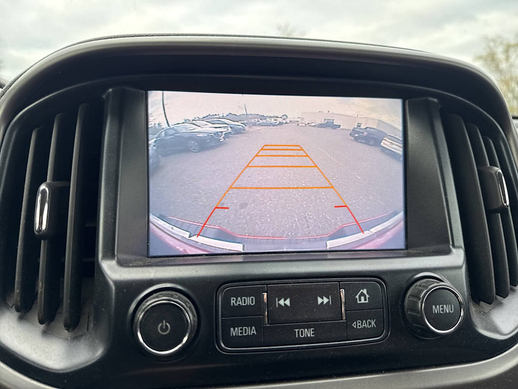 Thumbnail: 2016 GMC Canyon - 16