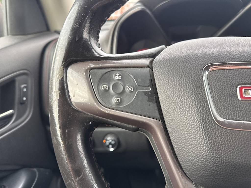 Thumbnail: 2016 GMC Canyon - 18