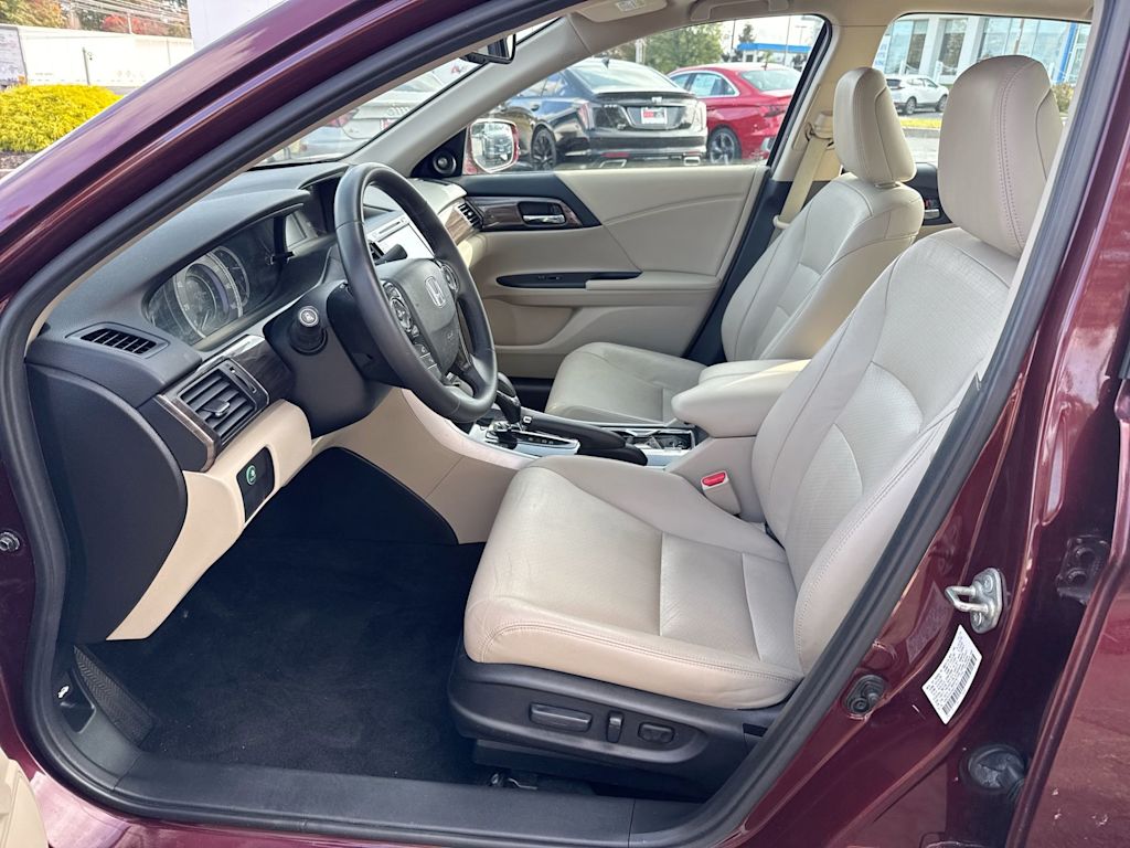 Thumbnail: 2017 Honda Accord - 9