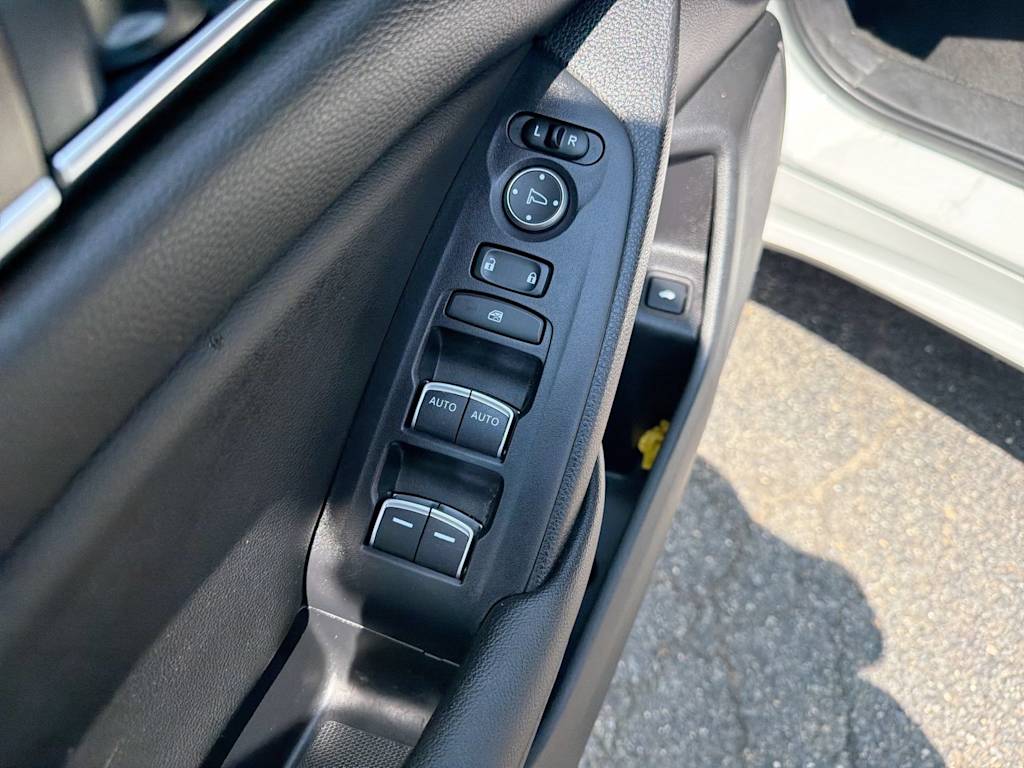 Thumbnail: 2019 Honda Accord - 29