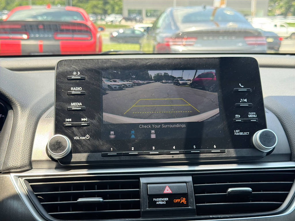 Thumbnail: 2019 Honda Accord - 33