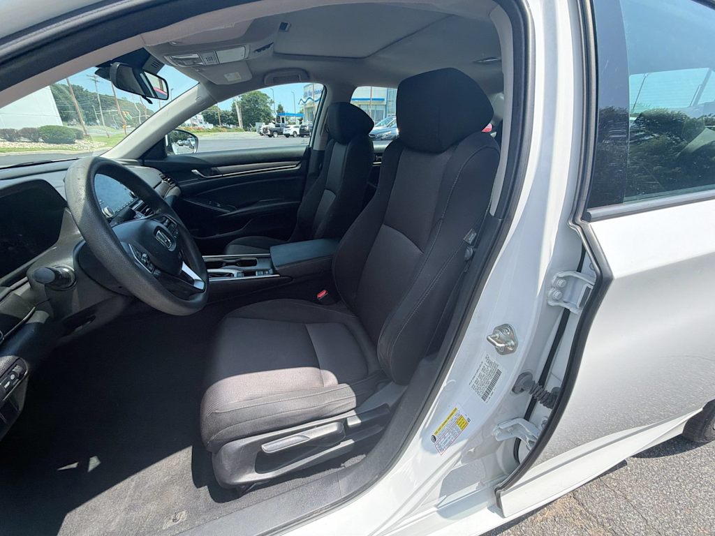 Thumbnail: 2019 Honda Accord - 28