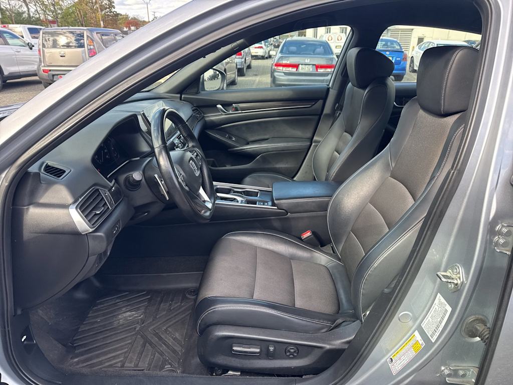 Thumbnail: 2018 Honda Accord - 9