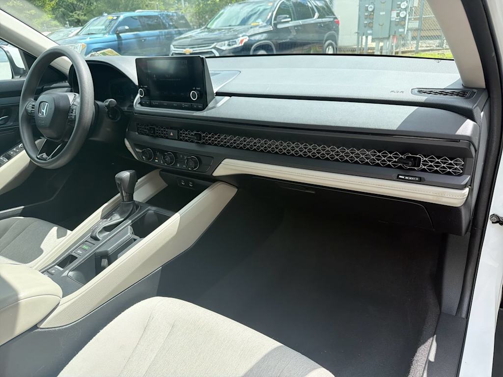 Thumbnail: 2023 Honda Accord - 9