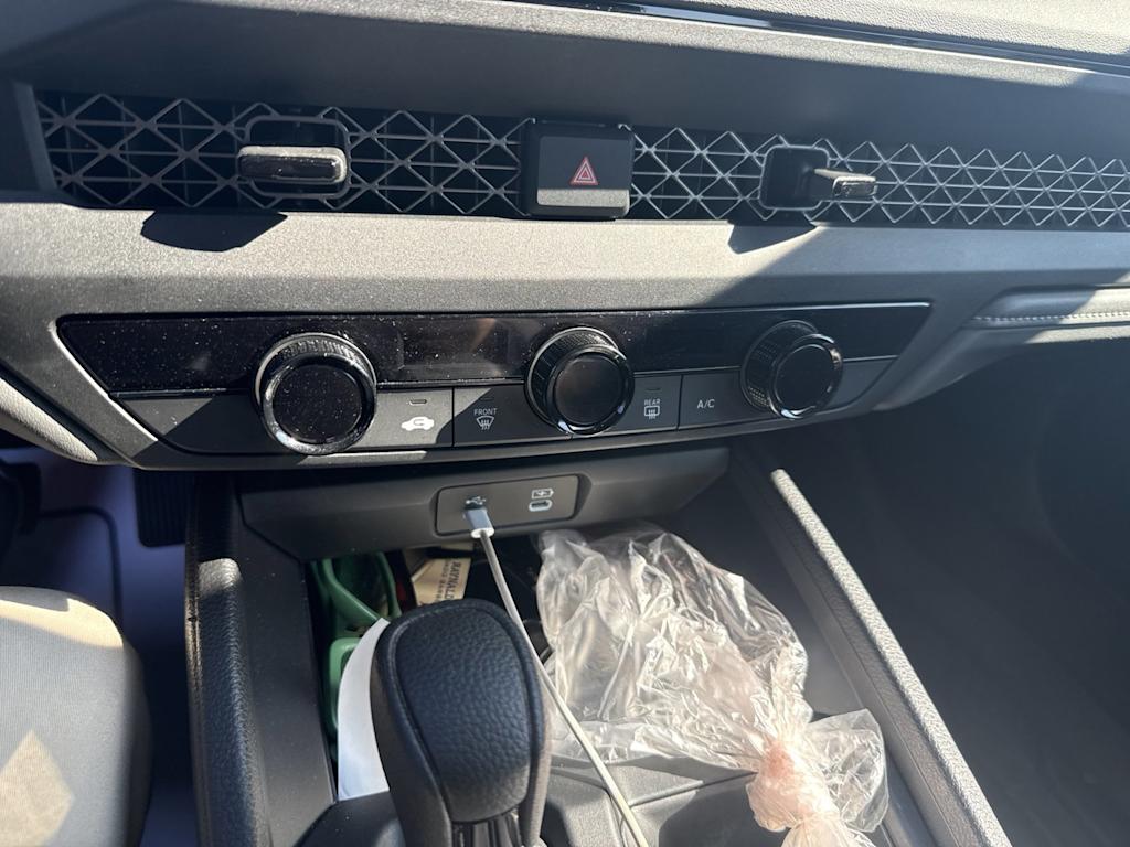 Thumbnail: 2025 Honda Accord - 27