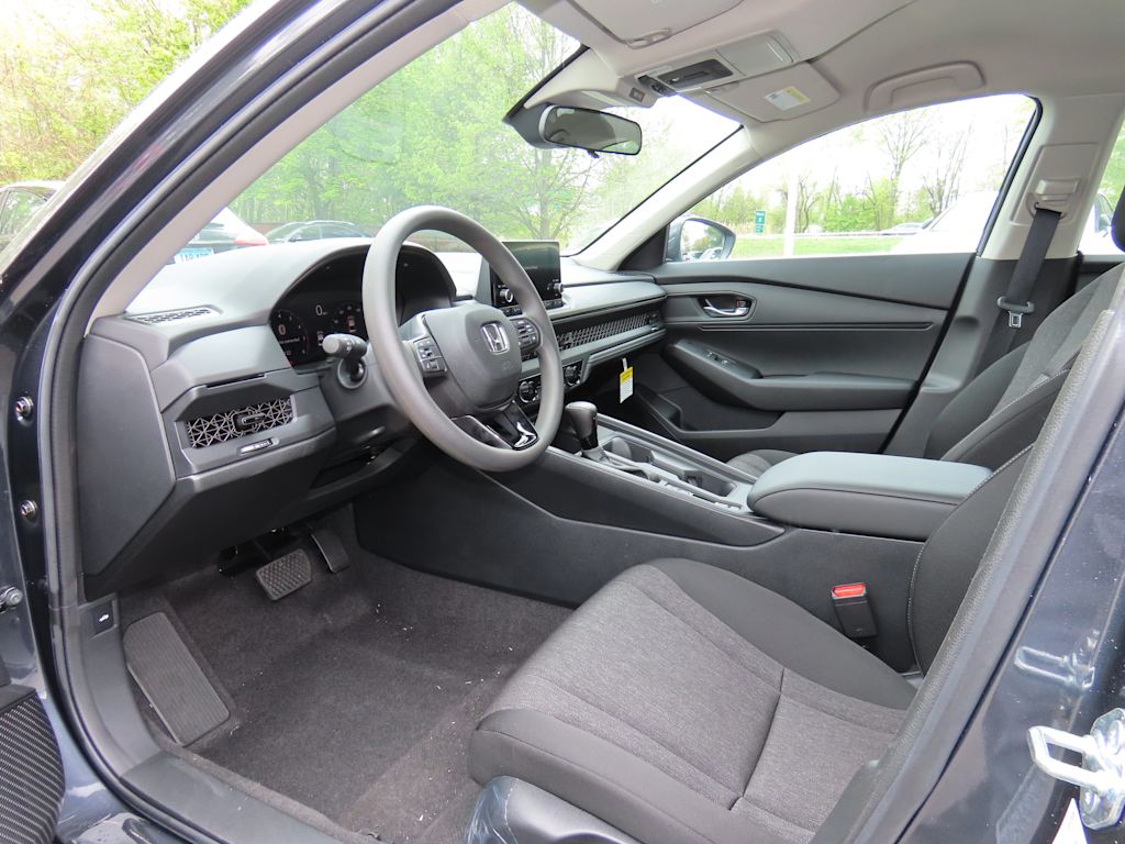 2025 Honda Accord LX 11