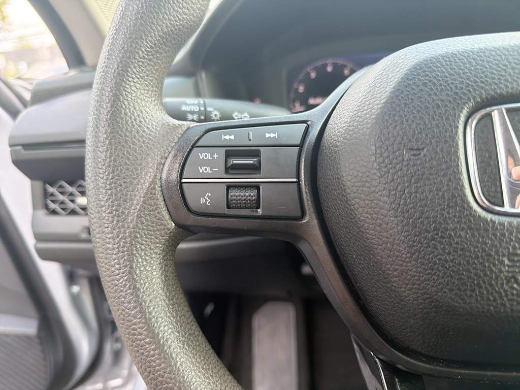 Thumbnail: 2023 Honda Accord - 31