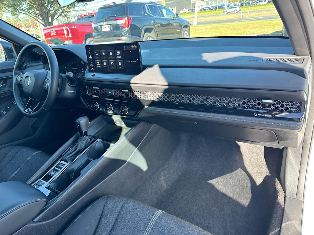 Thumbnail: 2024 Honda Accord - 9