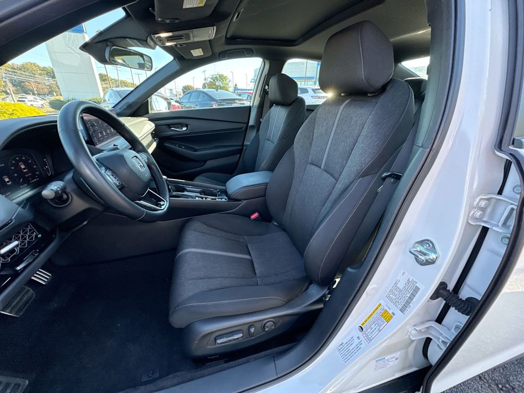 Thumbnail: 2024 Honda Accord - 27