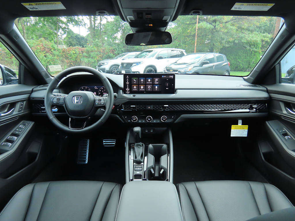 2025 Honda Accord Sport-L 10