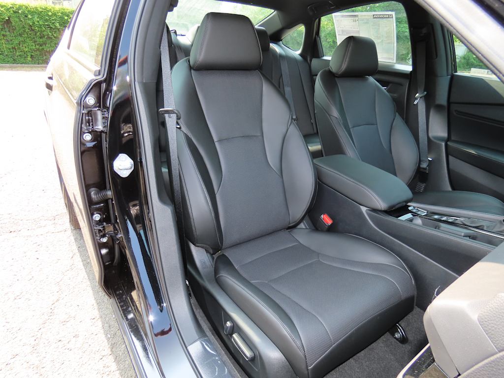 2025 Honda Accord Sport-L 12
