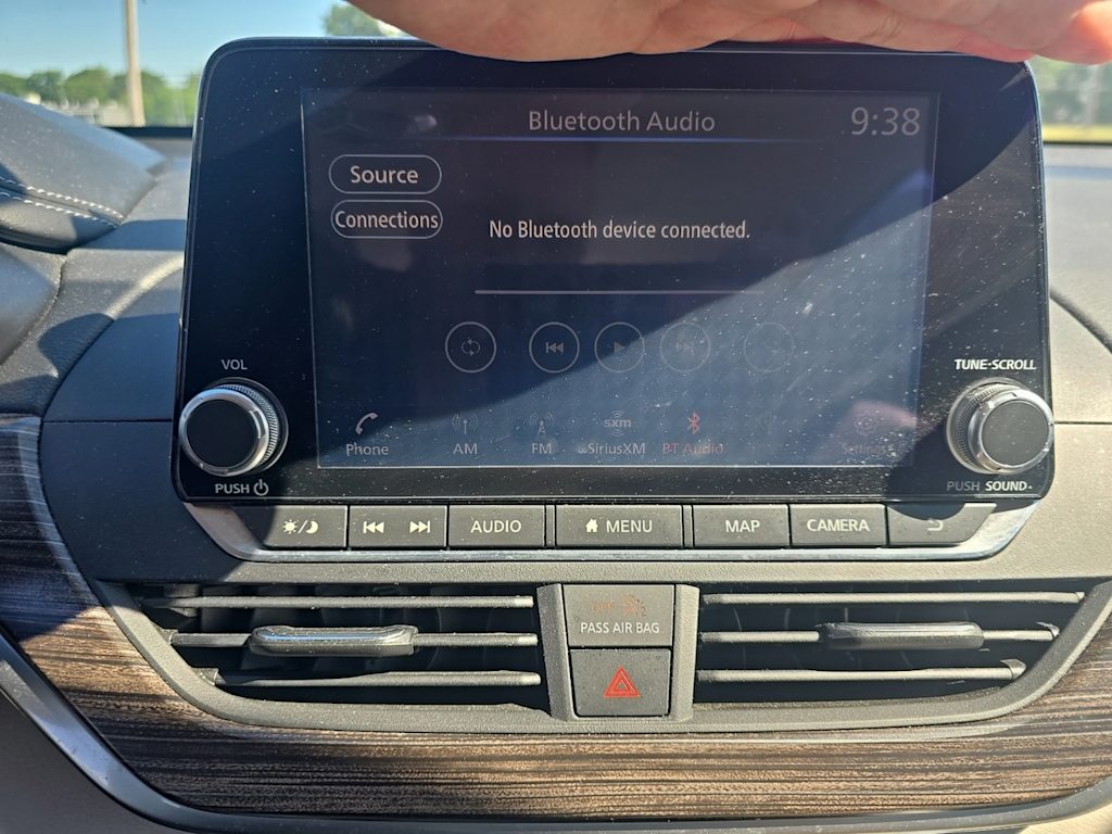 Thumbnail: 2021 Nissan Altima - 10