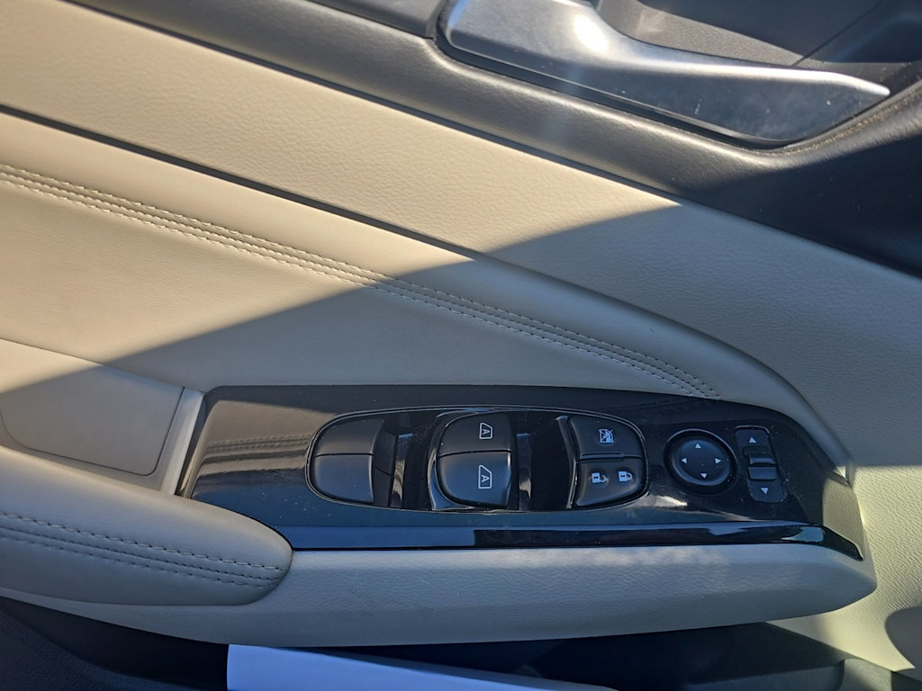 Thumbnail: 2021 Nissan Altima - 24