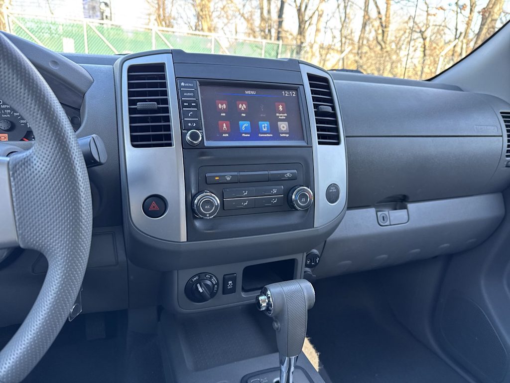 2019 Nissan Frontier SV 14