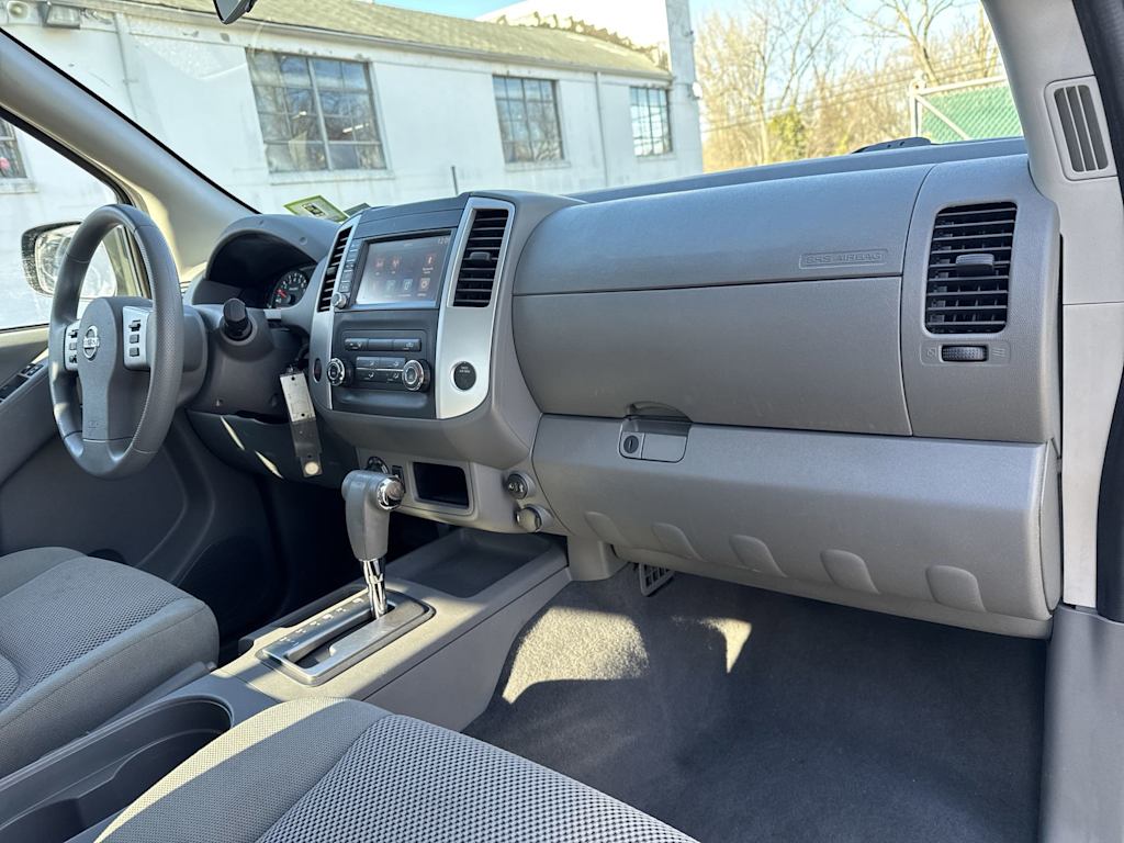 2019 Nissan Frontier SV 8