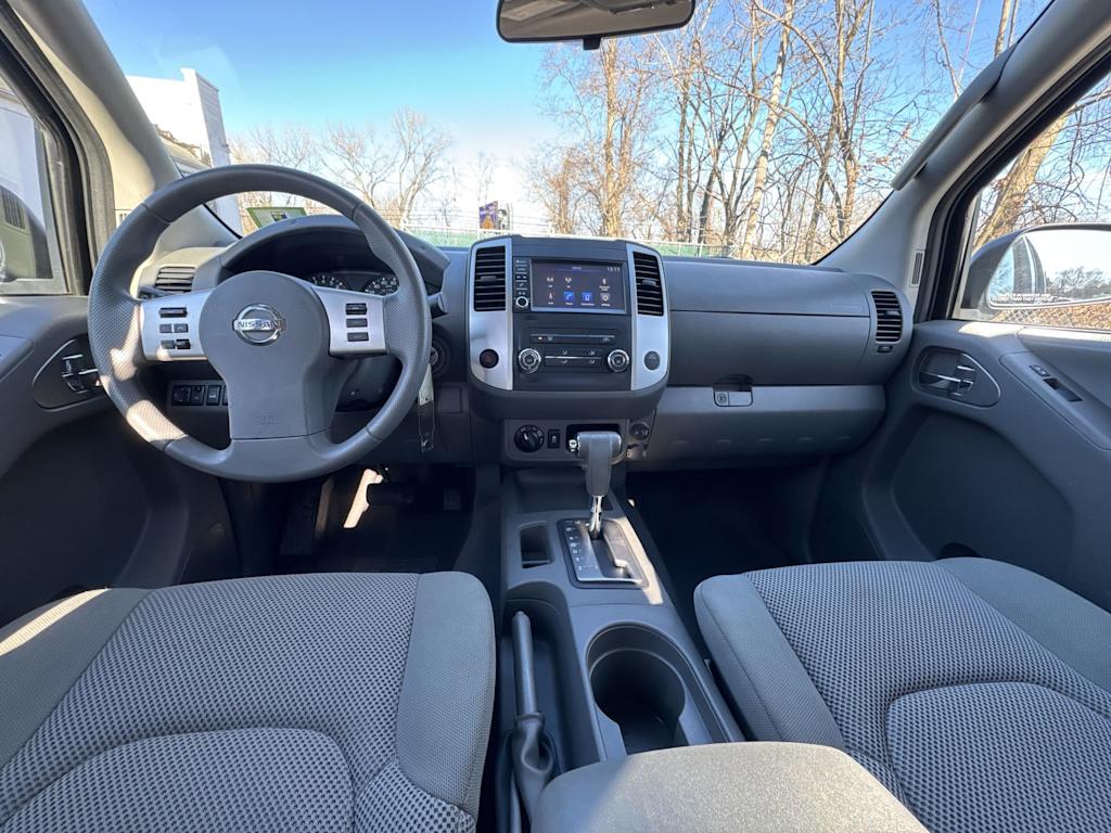 2019 Nissan Frontier SV 12