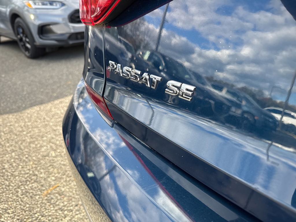 Thumbnail: 2018 Volkswagen Passat - 24