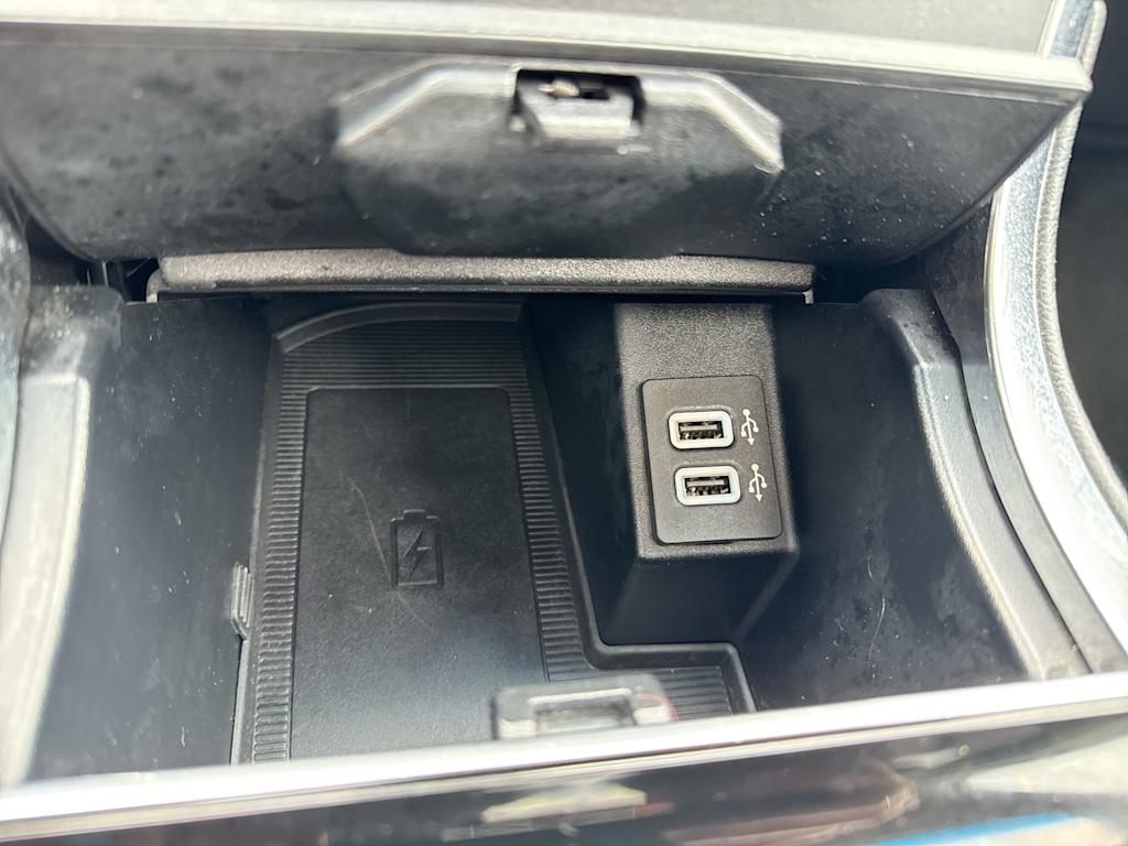 Thumbnail: 2019 Ford Edge - 35