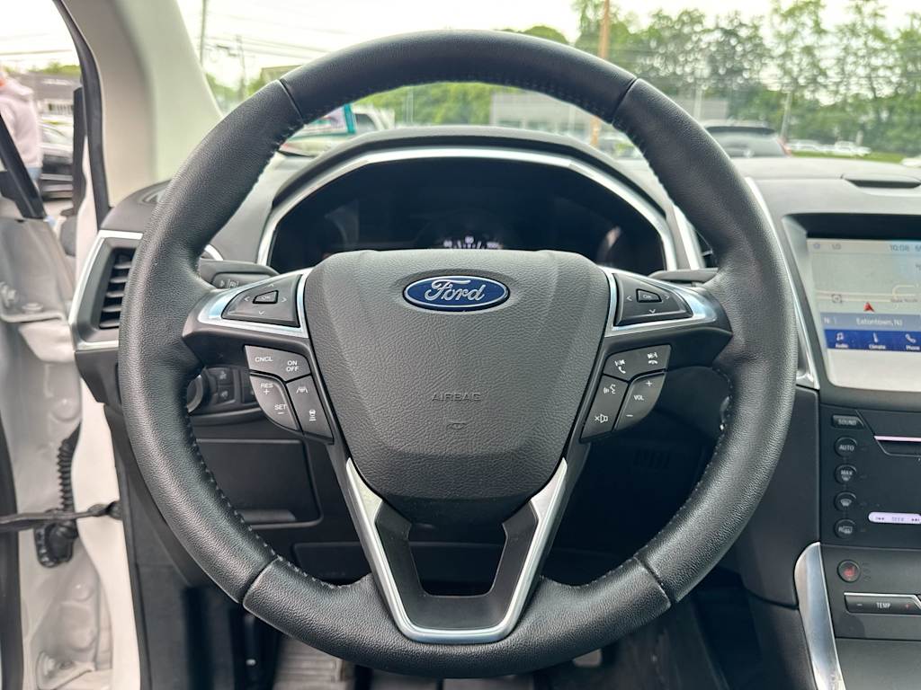 Thumbnail: 2019 Ford Edge - 14
