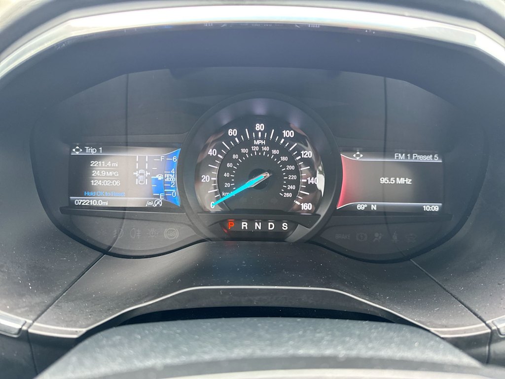 Thumbnail: 2019 Ford Edge - 17