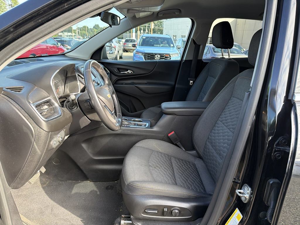 Thumbnail: 2019 Chevrolet Equinox - 8