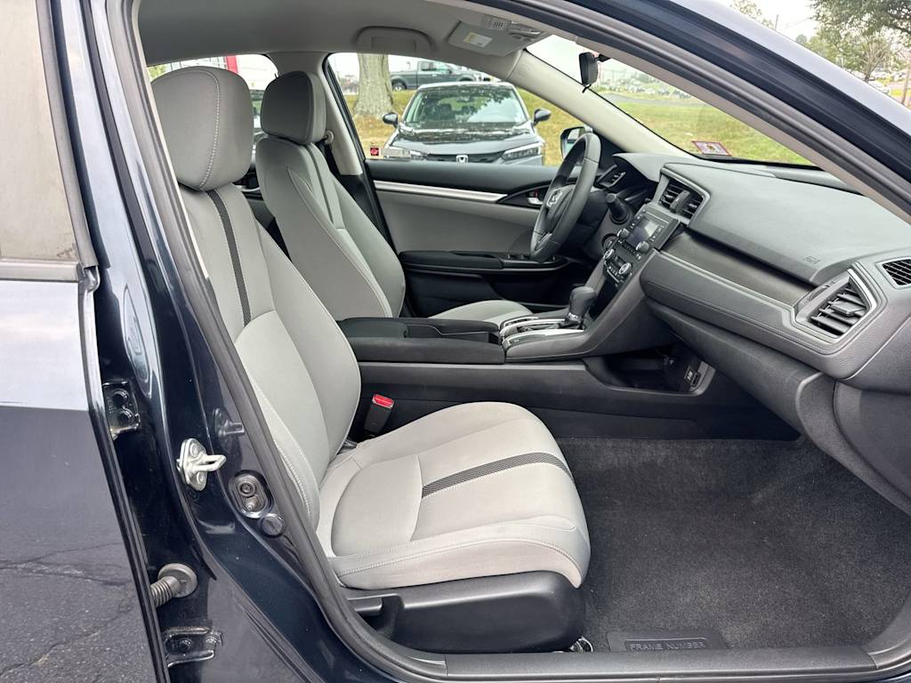 Thumbnail: 2019 Honda Civic - 10