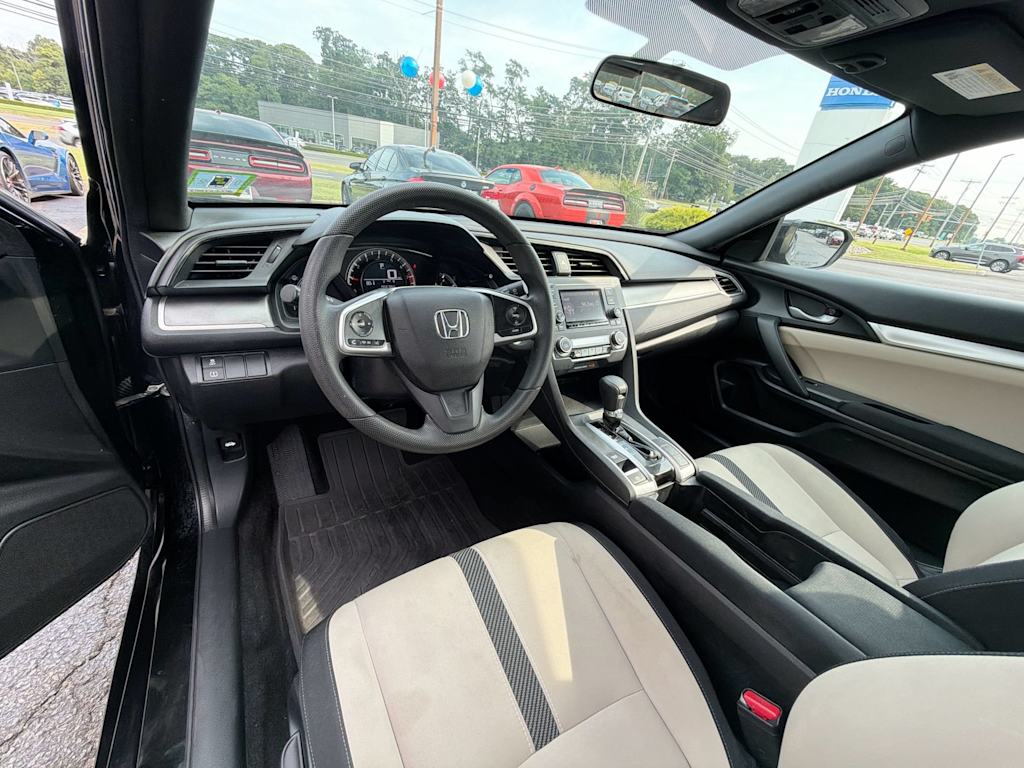 Thumbnail: 2016 Honda Civic - 11