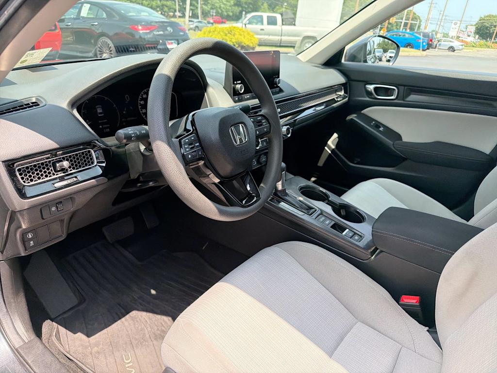 Thumbnail: 2024 Honda Civic - 2
