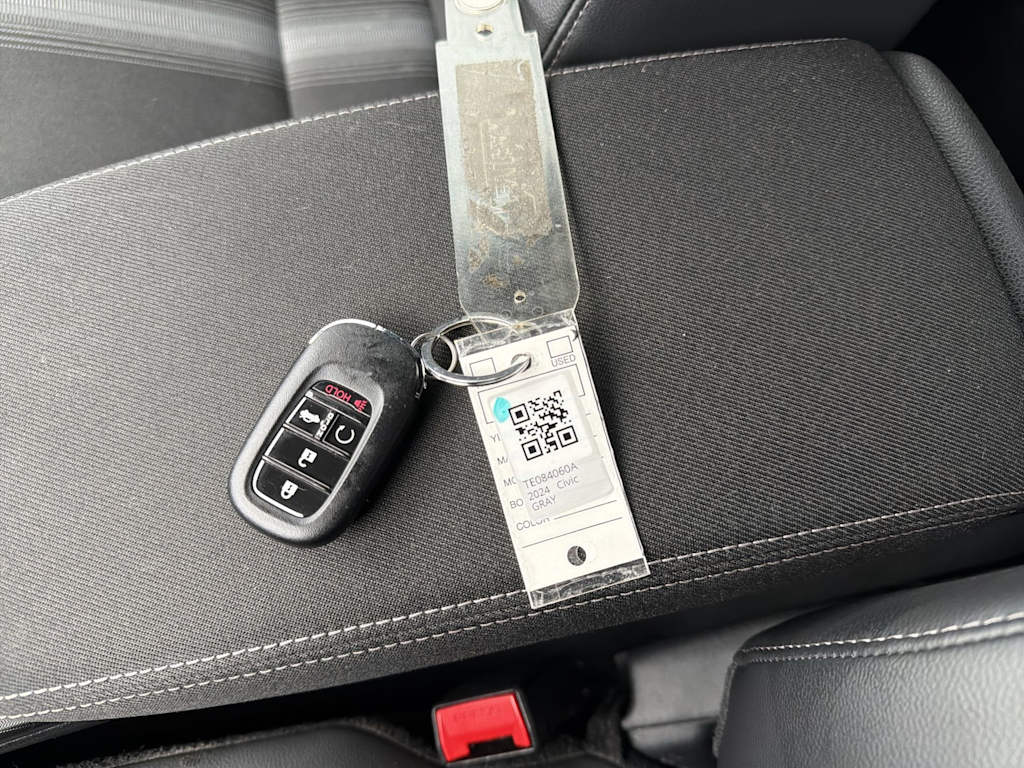 Thumbnail: 2024 Honda Civic - 18