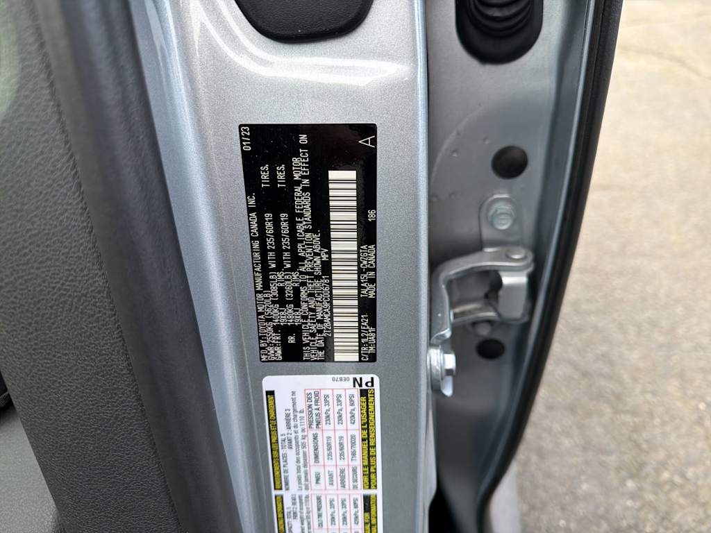 Thumbnail: 2023 Lexus RX - 20