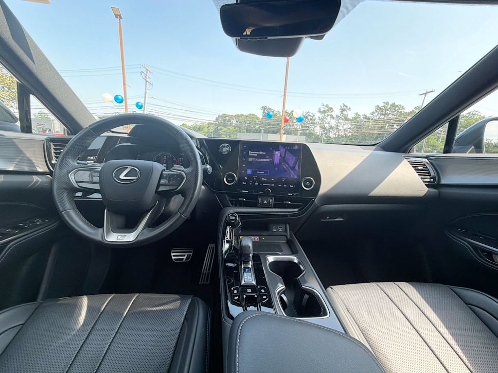 Thumbnail: 2024 Lexus ES - 12