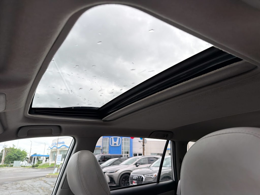 Thumbnail: 2010 Toyota RAV4 - 29