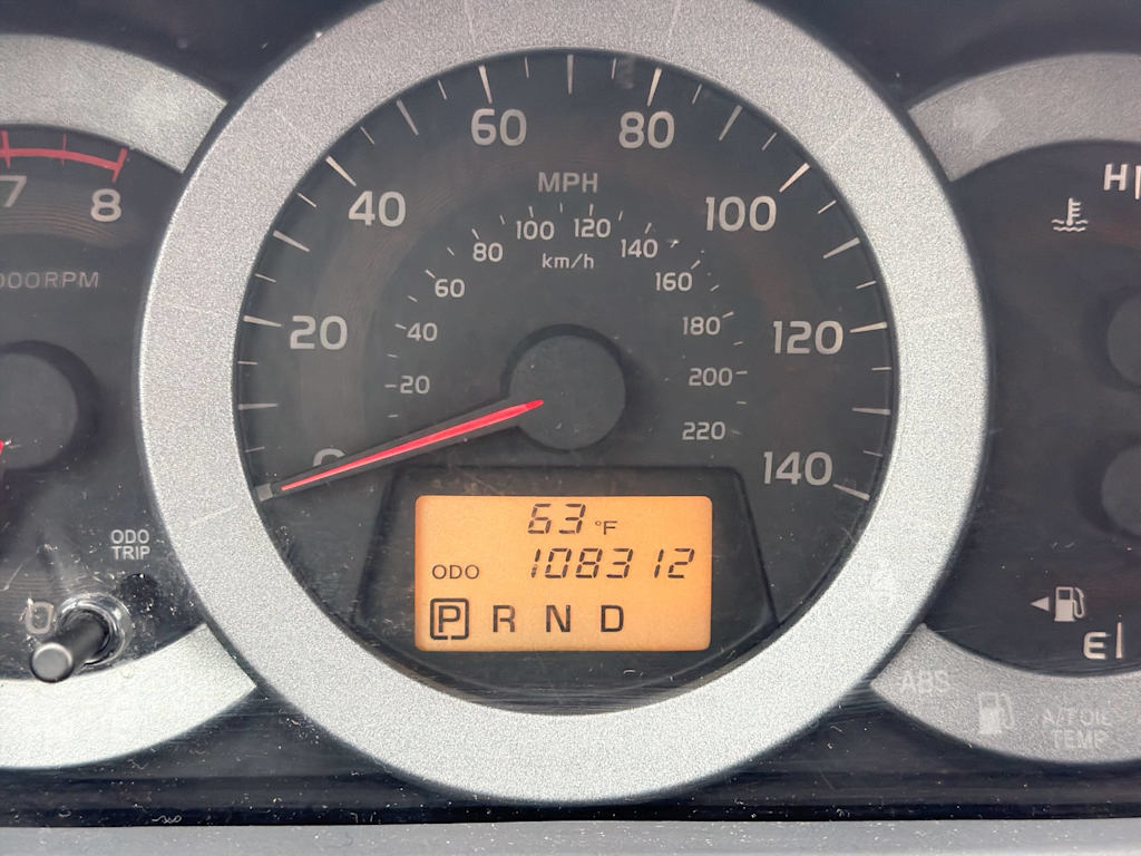 Thumbnail: 2010 Toyota RAV4 - 16