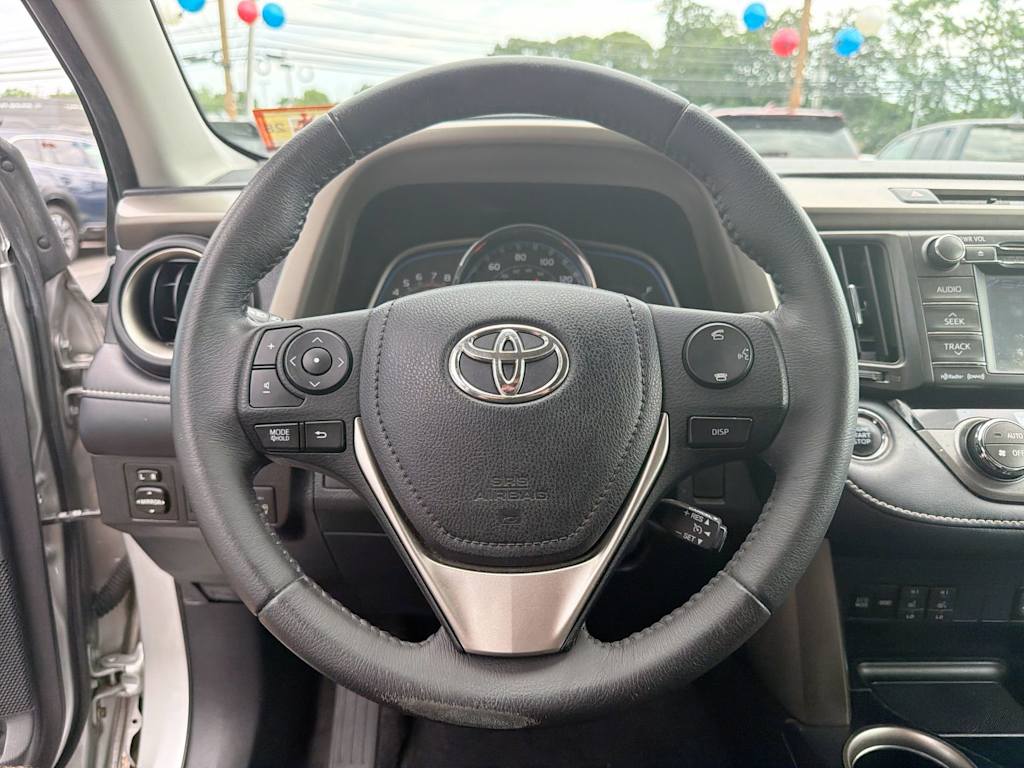 Thumbnail: 2013 Toyota RAV4 - 13