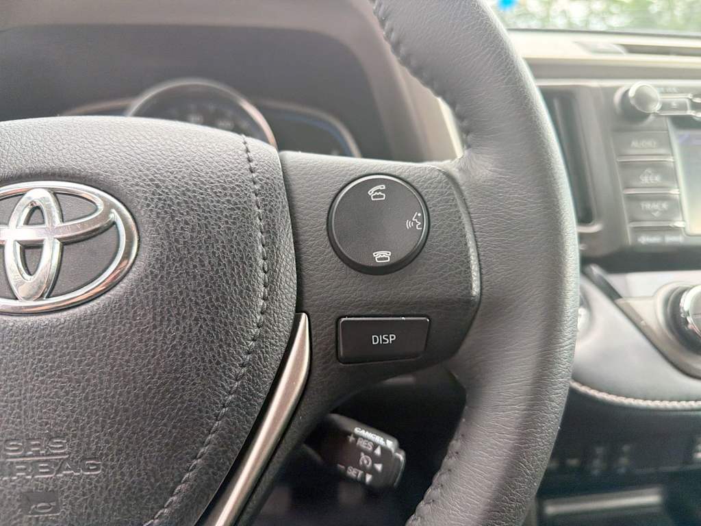 Thumbnail: 2013 Toyota RAV4 - 32