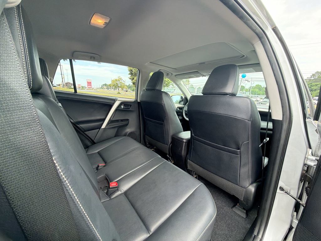 Thumbnail: 2013 Toyota RAV4 - 26
