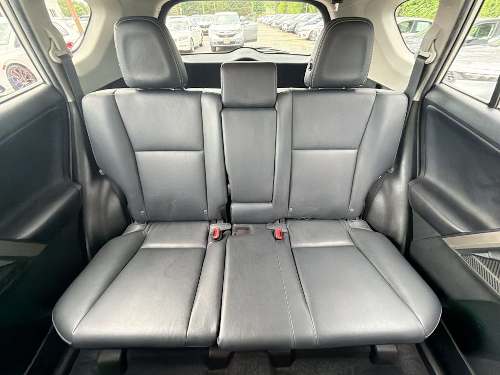 Thumbnail: 2013 Toyota RAV4 - 25