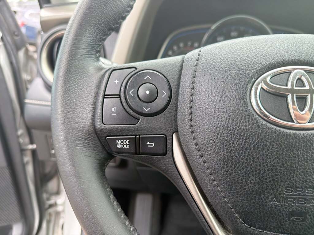 Thumbnail: 2013 Toyota RAV4 - 31