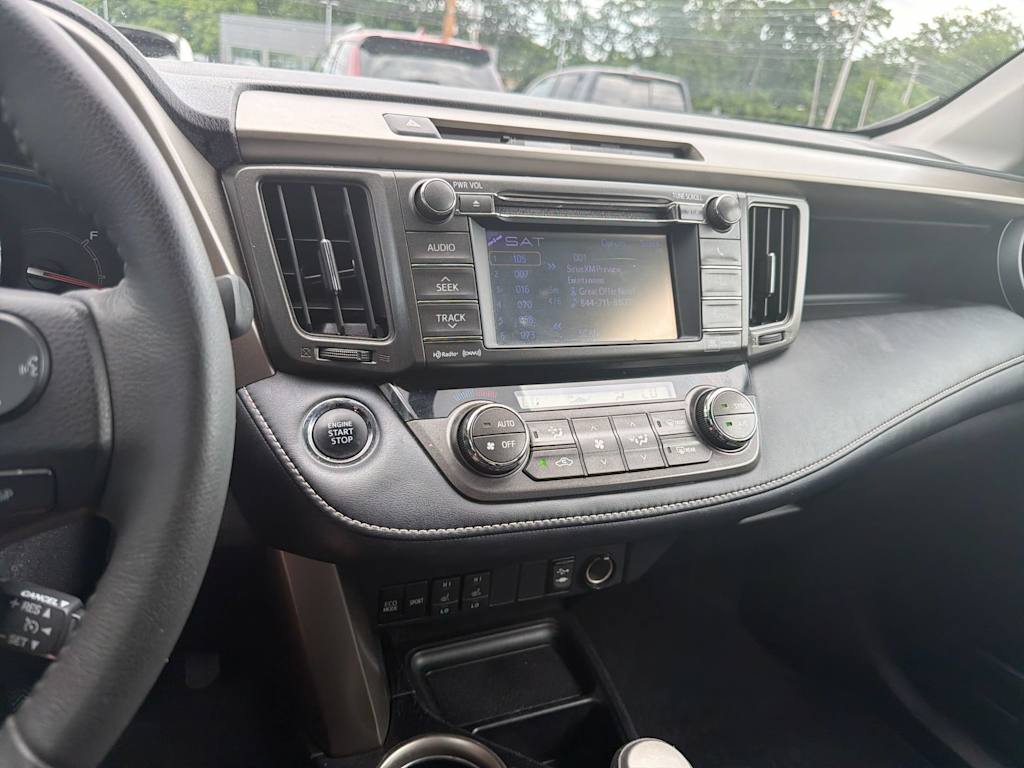 Thumbnail: 2013 Toyota RAV4 - 14