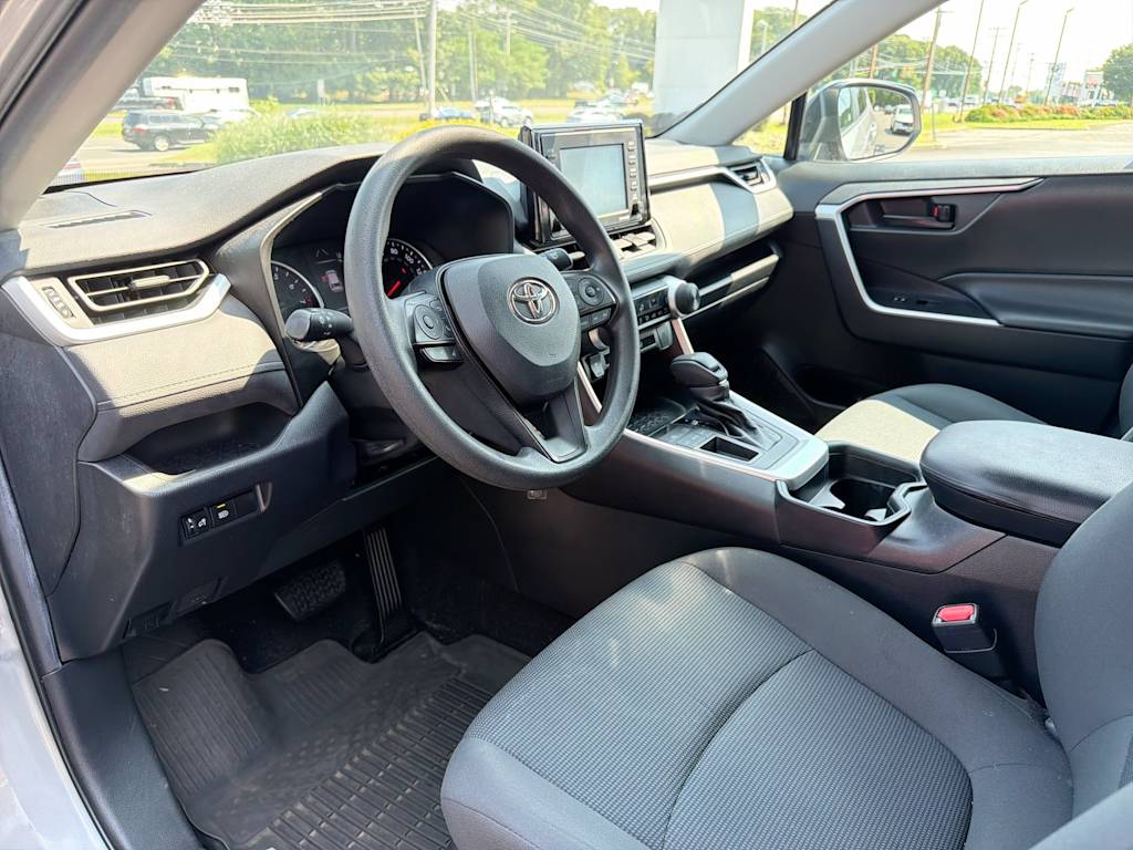 Thumbnail: 2020 Toyota RAV4 - 2