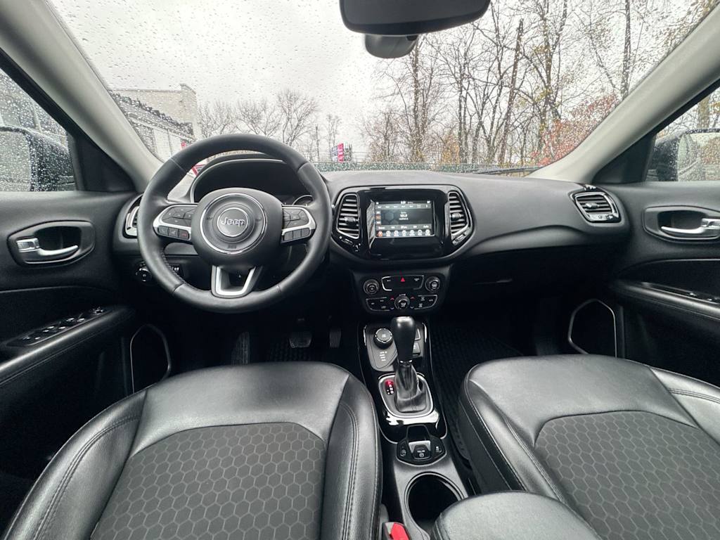 Thumbnail: 2019 Jeep Compass - 12