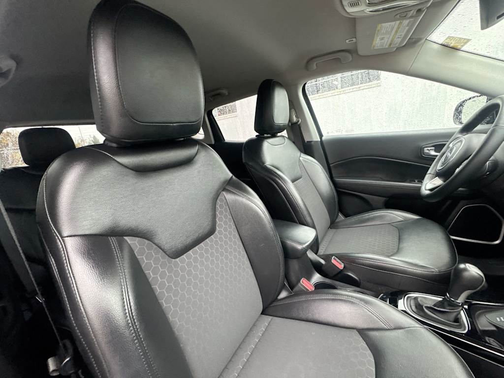 Thumbnail: 2019 Jeep Compass - 26