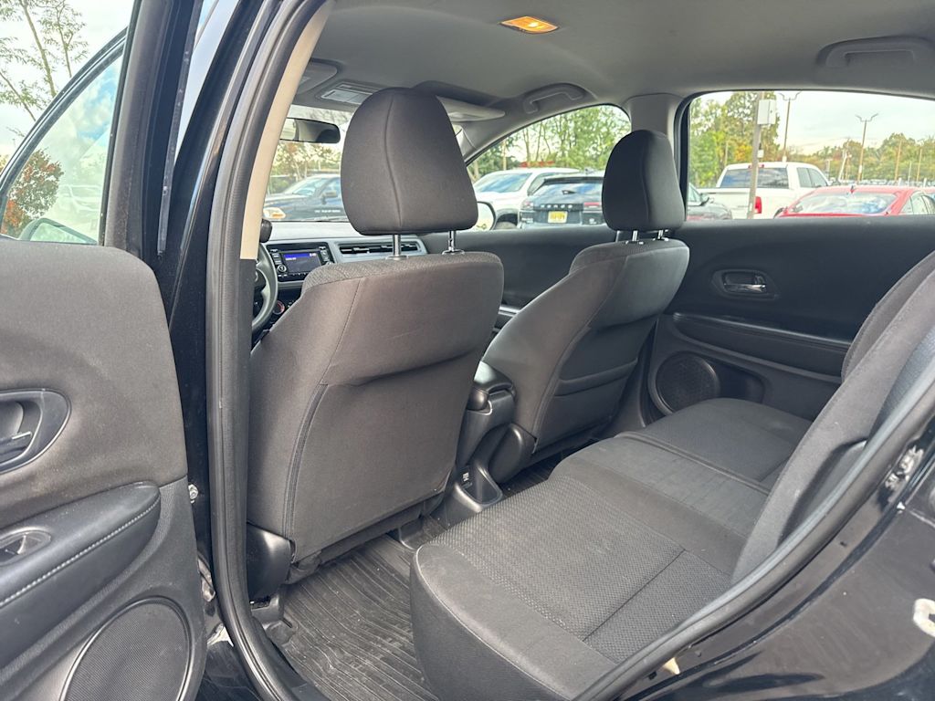 Thumbnail: 2018 Honda HR-V - 10